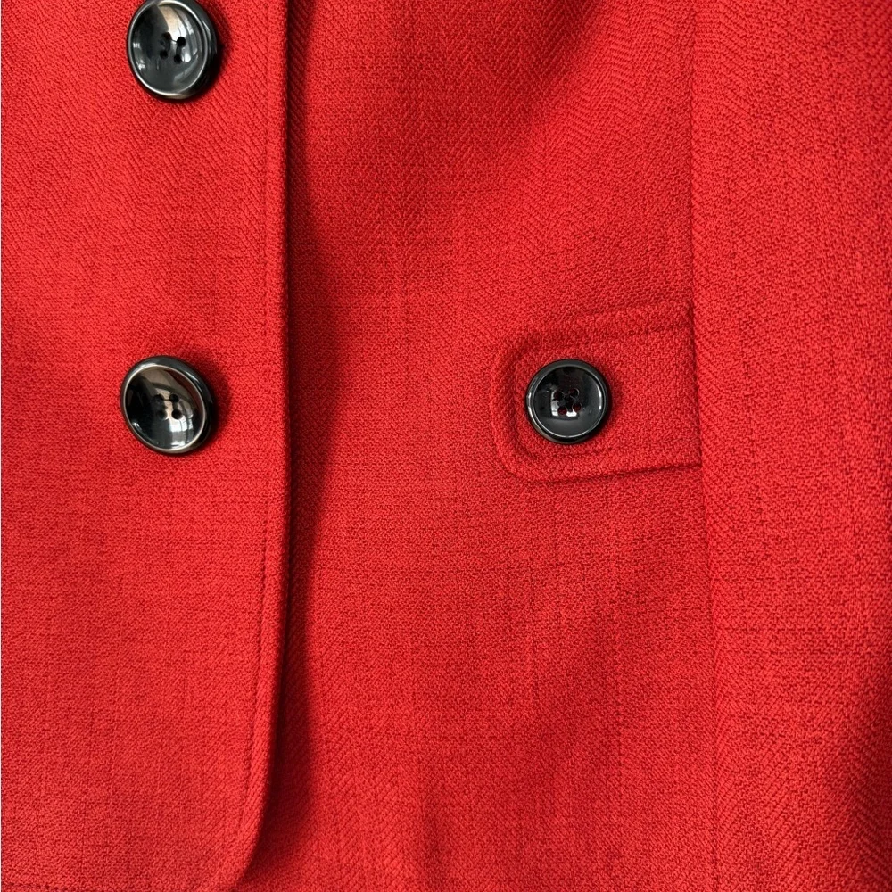Perceptions Red Cropped Button-Front Blazer - Picture 5 of 9